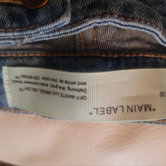 Customise Studed Jean - Picture 3 of 6